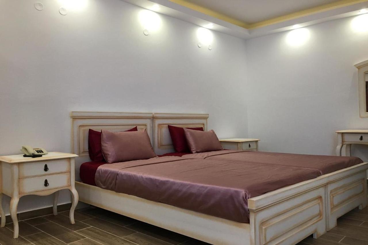 Sunset Hotel Lefkos  Exterior photo
